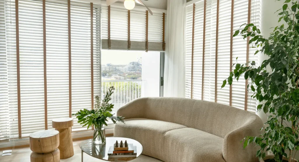 Hunter Douglas en Experiencia Living 1 cortinas ammericanas de madera en experiencia livingpng optimized